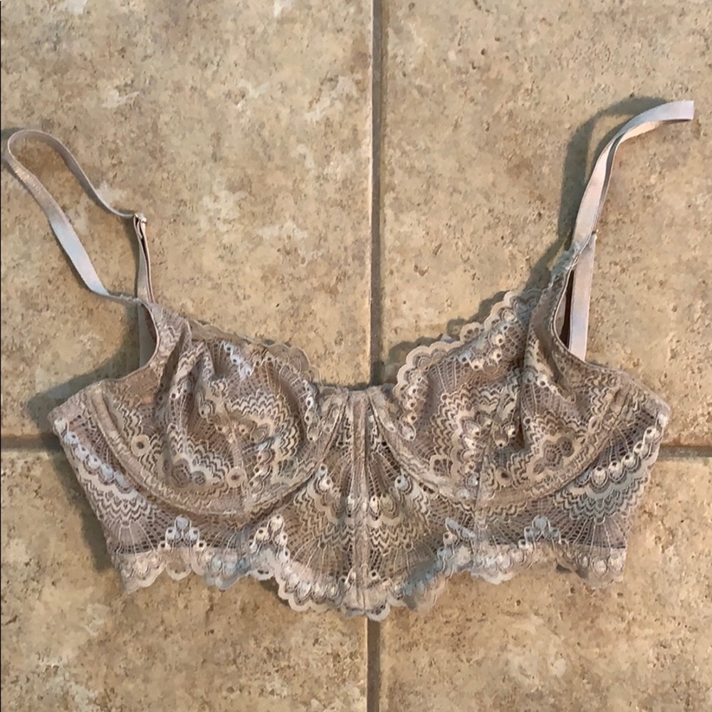 Gorgeous Nude Lace Bra